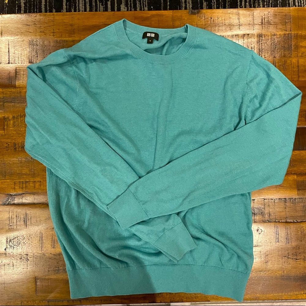 🛍Uniqlo pullover sweater - Mint Green - M (men’s)